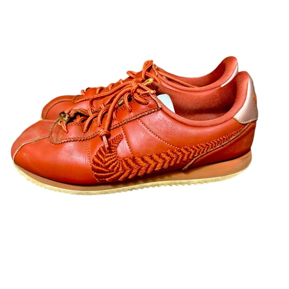 Nike Shoes - Nike Cortez shoes size 7
